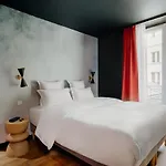 Edgar Suites Tour Eiffel - Carrières